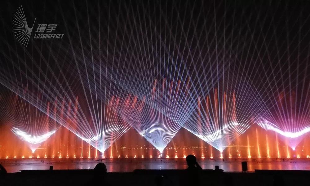 Great successful premiere of the first large-scale waterscape show in xingtai city